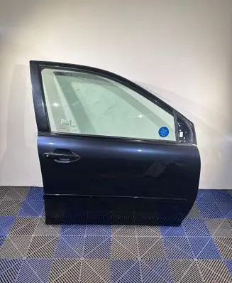 Lexus RX 330 - 350 - 400H Front door