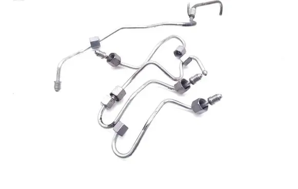 Renault Trafic III (X82) Fuel injector supply line/pipe R9M413