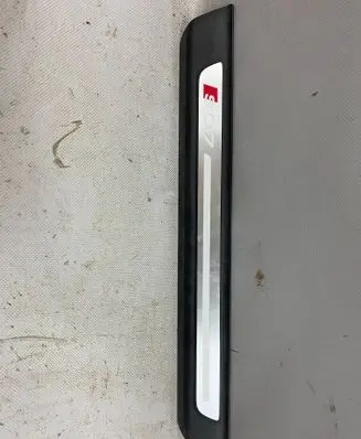 Audi Q7 4M Front sill trim cover 4M0853374C