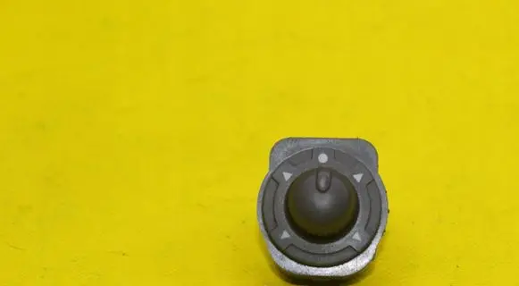 Citroen Jumper Wing mirror switch 584