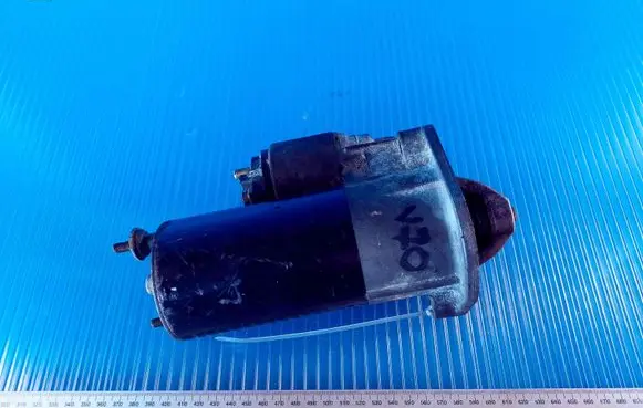 Volvo V70 Starter motor 1005821794