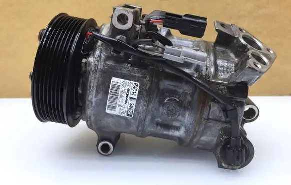 Renault Megane IV Air conditioning (A/C) compressor (pump) PXC14 4883804904 926001268R