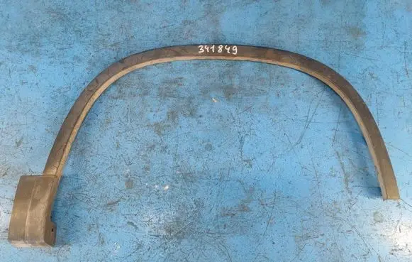 Volkswagen Tiguan Front arch trim 5N0854732B