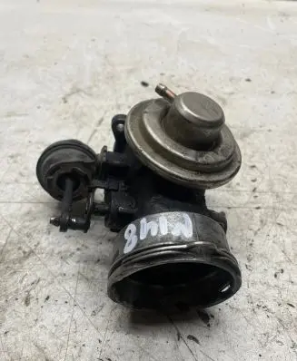 Skoda Octavia Mk2 (1Z) EGR valve 03G129637