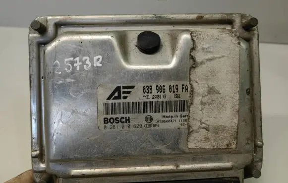Ford Galaxy Engine control unit/module 038906019FA 0281010629