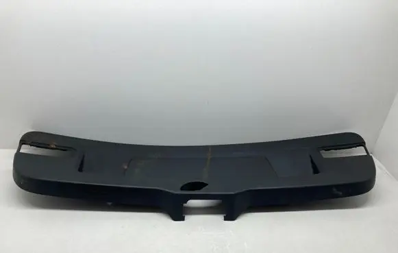 Volkswagen Jetta VI Tailgate trim 5C6867605 5C6867605D