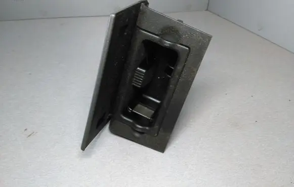 Opel Vectra C Ashtray (front) 9181518