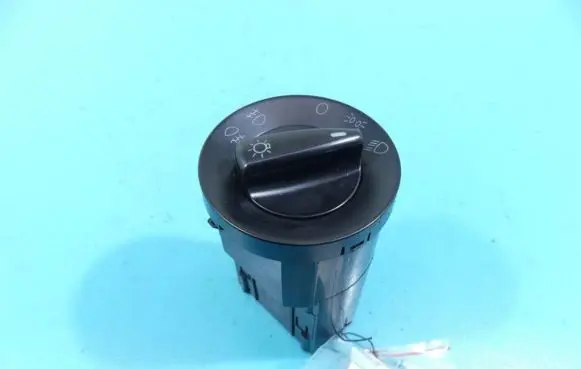 Volkswagen PASSAT B5.5 Light switch IMPRK1298045
