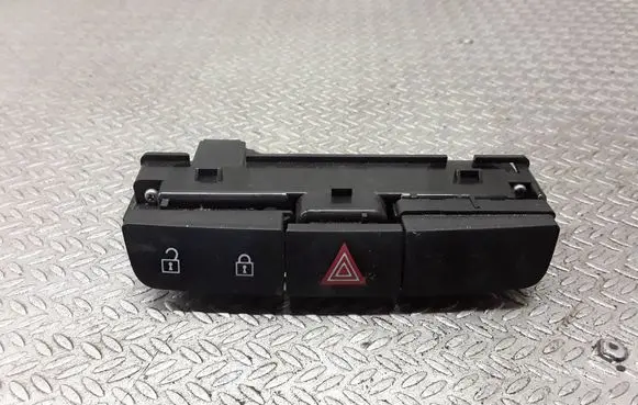 Opel Insignia A Hazard light switch 13324594