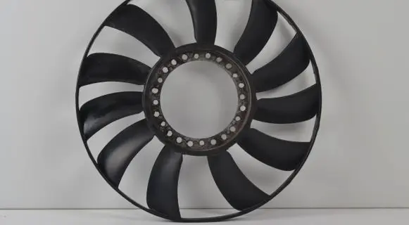 Volkswagen PASSAT B5 Fan impeller 058121301B