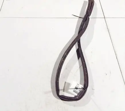 Mitsubishi Space Star Rubber seal front coupe door 