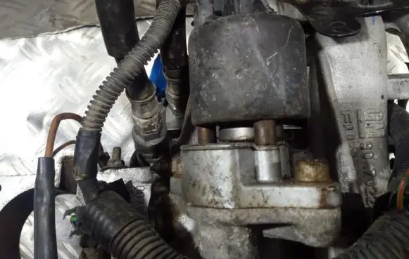 Opel Astra G EGR valve 95232 07952a