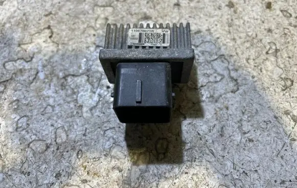 Nissan Qashqai Glow plug pre-heat relay 110678071R