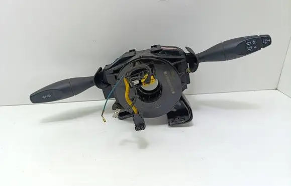 Ford Fiesta Wiper turn signal indicator stalk/switch 1S7T13335AE