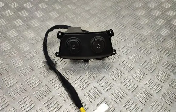 USB socket connector