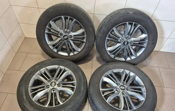Hyundai ix35 R17 alloy rim 529102Y650