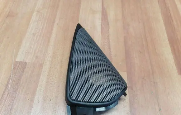 Land Rover Freelander Front door speaker cover trim EUI100000 CSY101181PMD 1H5Z17D699EA