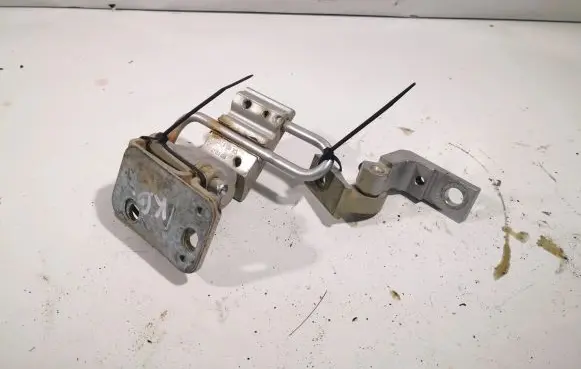 Rear door hinge set