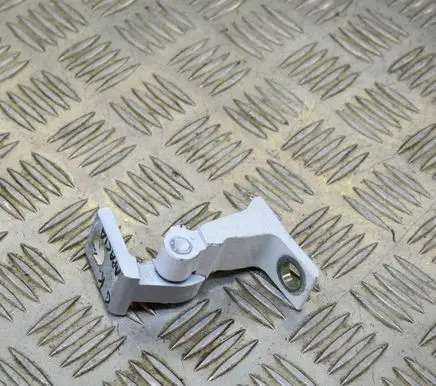 Volkswagen Golf VII Rear door lower hinge 8K0831401K A046574