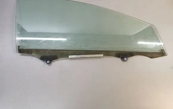 Toyota Auris E180 Front door window glass four-door 43R00049