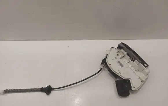 Skoda Octavia Mk3 (5E) Rear door lock 5E0839016A