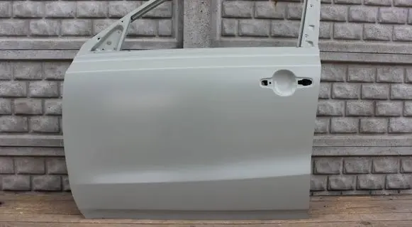 Suzuki Vitara (LY) Front door 6800254P01000