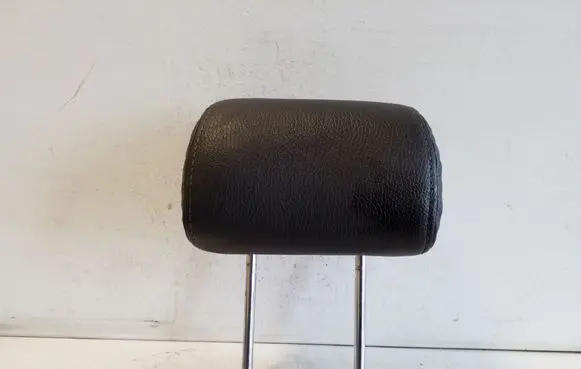 Chevrolet Captiva Rear seat headrest 