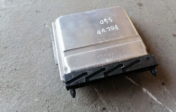 Volvo S60 Engine control unit/module 30637733