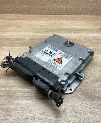 Nissan X-Trail T30 Engine control unit/module ECU 23710BU701 2758002382