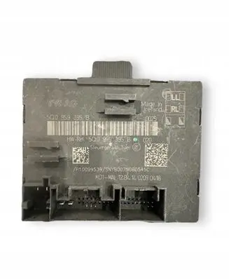 Volkswagen PASSAT B8 Door control unit/module 5Q0959395B
