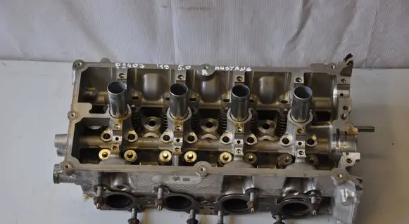 Ford Mustang VI Engine head JR3E6090BC