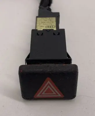 Audi A4 S4 B7 8E 8H Hazard light switch 8E0941509