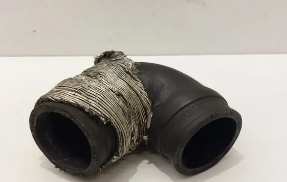 Volkswagen PASSAT B3 Intercooler hose/pipe 191145825