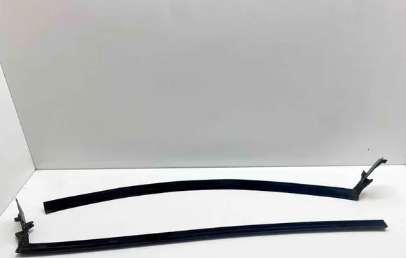 Mercedes-Benz SL R129 Door glass trim A1297200524 A1297200624