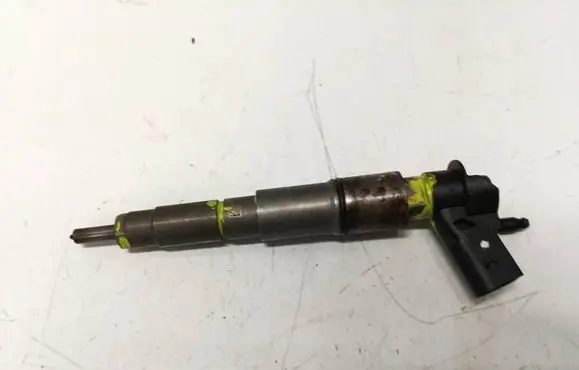 BMW 7 E65 E66 Fuel injector 779209703 00098050309