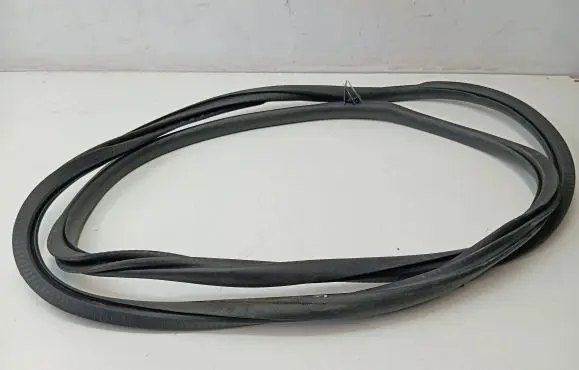 Mercedes-Benz GLE W167 Front door rubber seal A1676971800