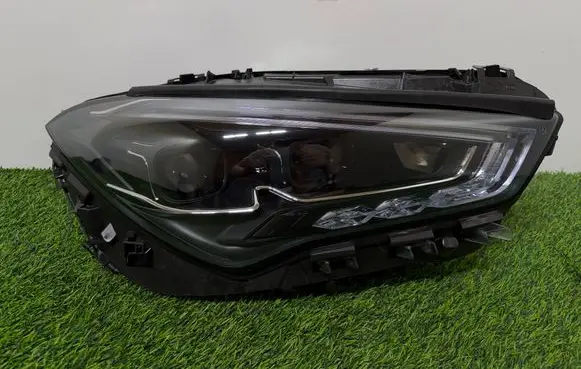 Mercedes-Benz CLA C118 X118 Headlight/headlamp A1189061401