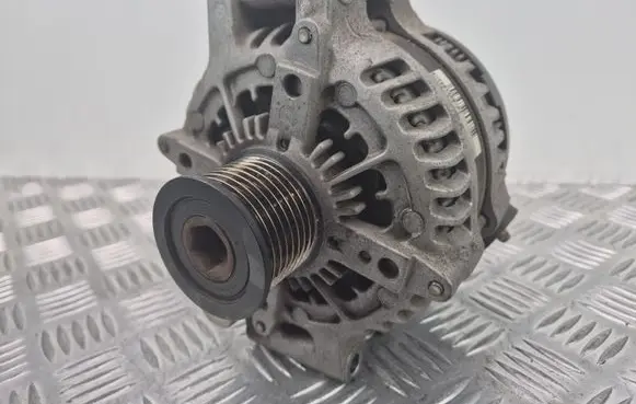 BMW 5 F10 F11 Generator/alternator 7591268