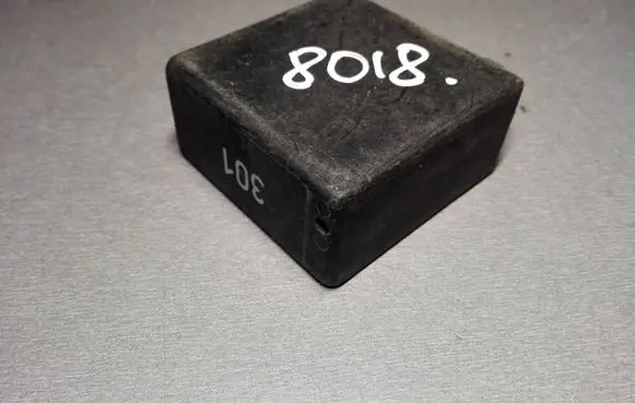 Audi A6 S6 C5 4B Other relay 4A0919471 5KG00656800