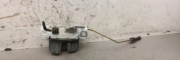 Seat Ibiza III (6L) Tailgate/trunk/boot lock/catch/latch 6L6827505A