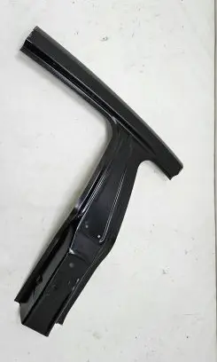 BMW 8 G16 Pillar (middle) 