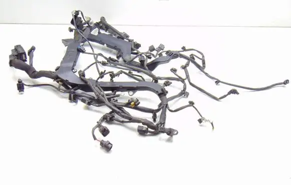 Mercedes-Benz CLS C218 X218 Engine installation wiring loom R1570103600