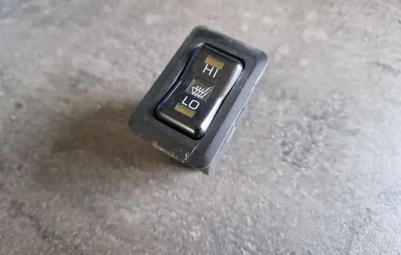 Mitsubishi L200 Seat heating switch 