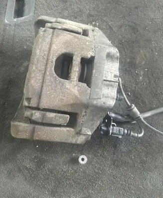 Audi A6 S6 C6 4F Front brake caliper