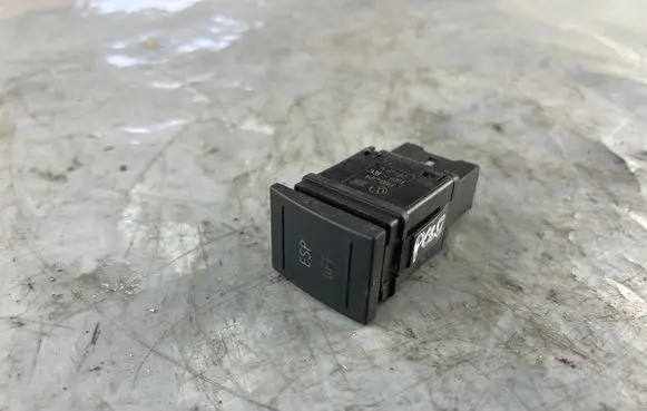 ESP (stability program) switch