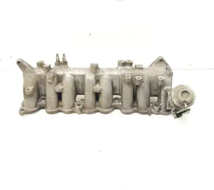 Toyota Hilux (AN10, AN20, AN30) Intake manifold