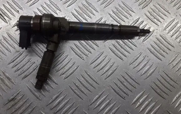 Opel Astra H Fuel injectors set 0445110175