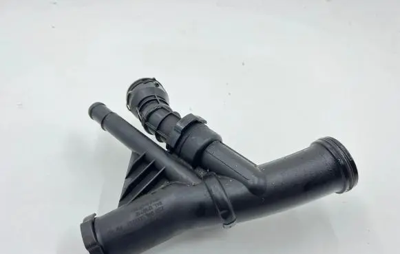 Seat Alhambra (Mk2) Engine coolant pipe/hose 04L121026F 04L121071E PA66GF30