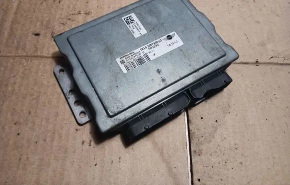 Mini One - Cooper R50 - 53 Engine control unit/module 7557395 S122237006B