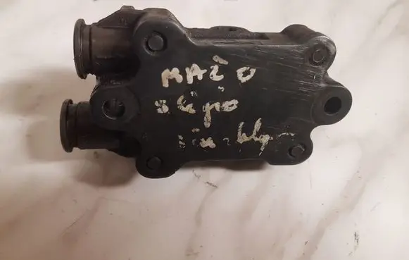 Mercedes-Benz C W203 Fuel injection high pressure pump A6110900250
